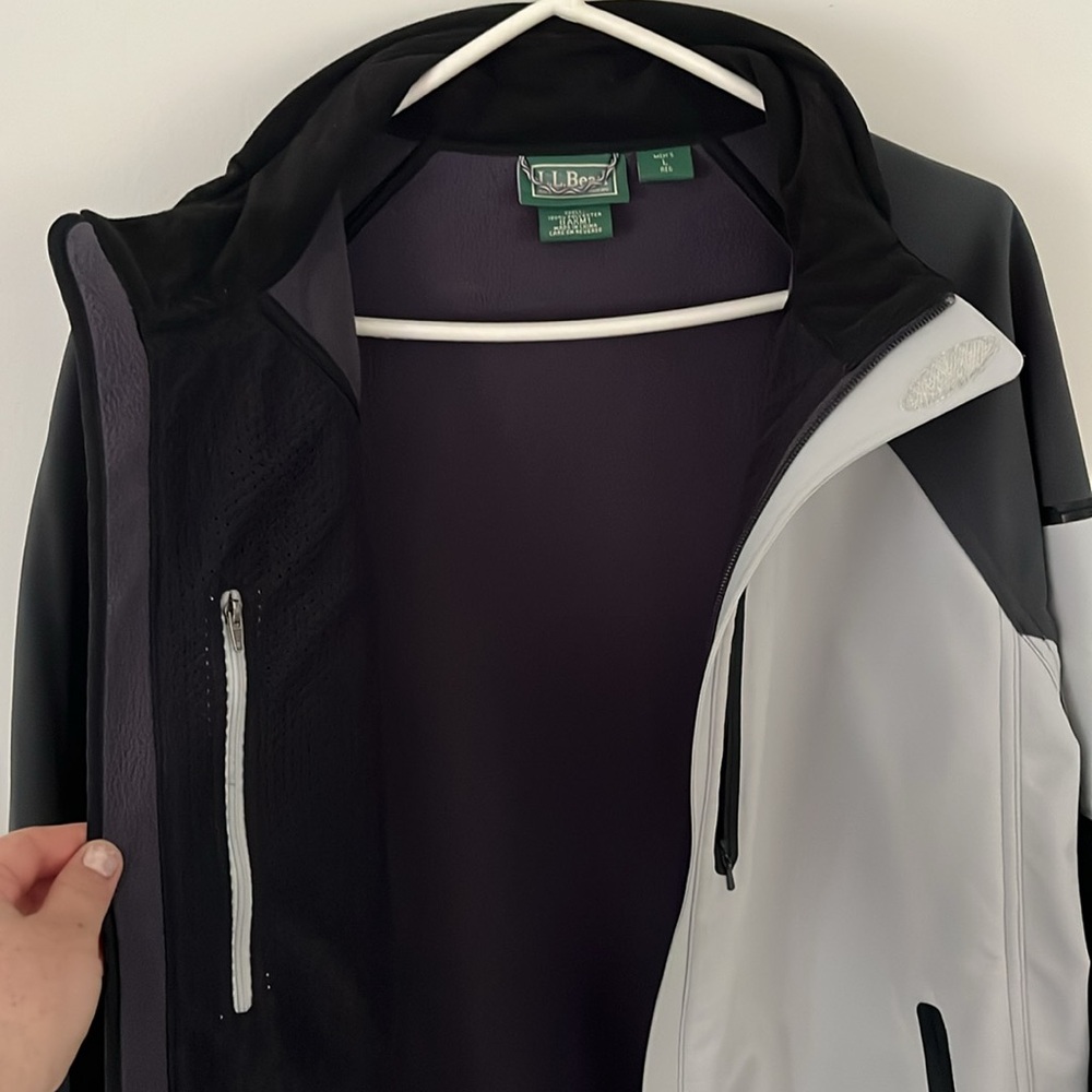 L.L. Bean Fleece lined neoprene wind breaker jacket - L - EUC - Picture 4 of 5